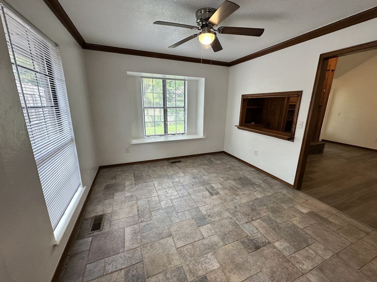 11832 Sw 4th St #1 - Photo 7 of 25