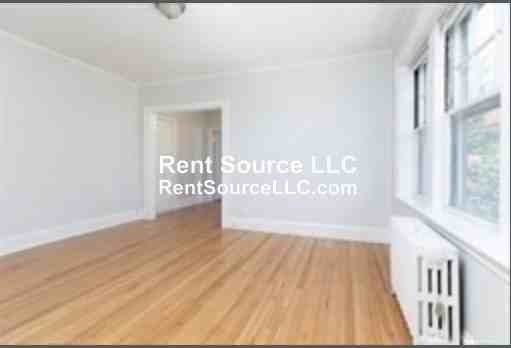 22 Concord Ave #10 - Photo 6 of 11