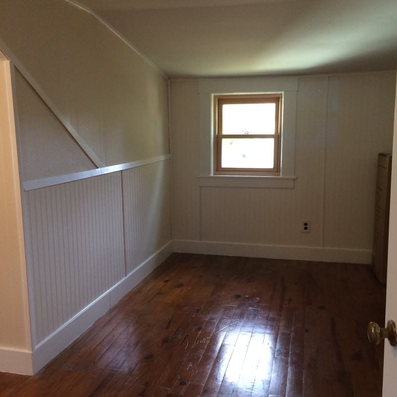 20 Grove St #1 - Photo 5 of 9