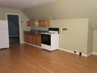 29 Bunker Hill St #2 - Photo 4 of 7