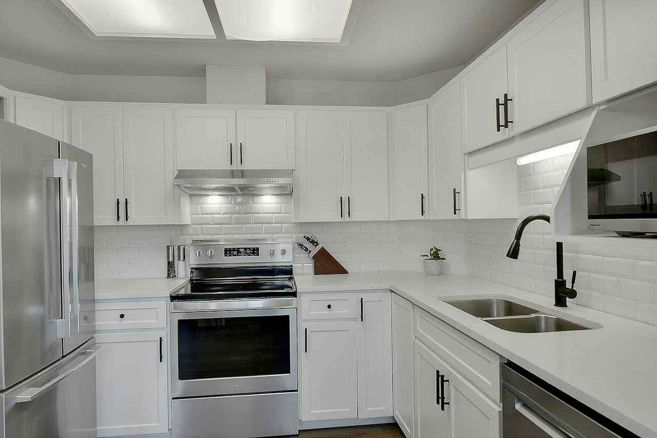19358 Cusick Cres #1