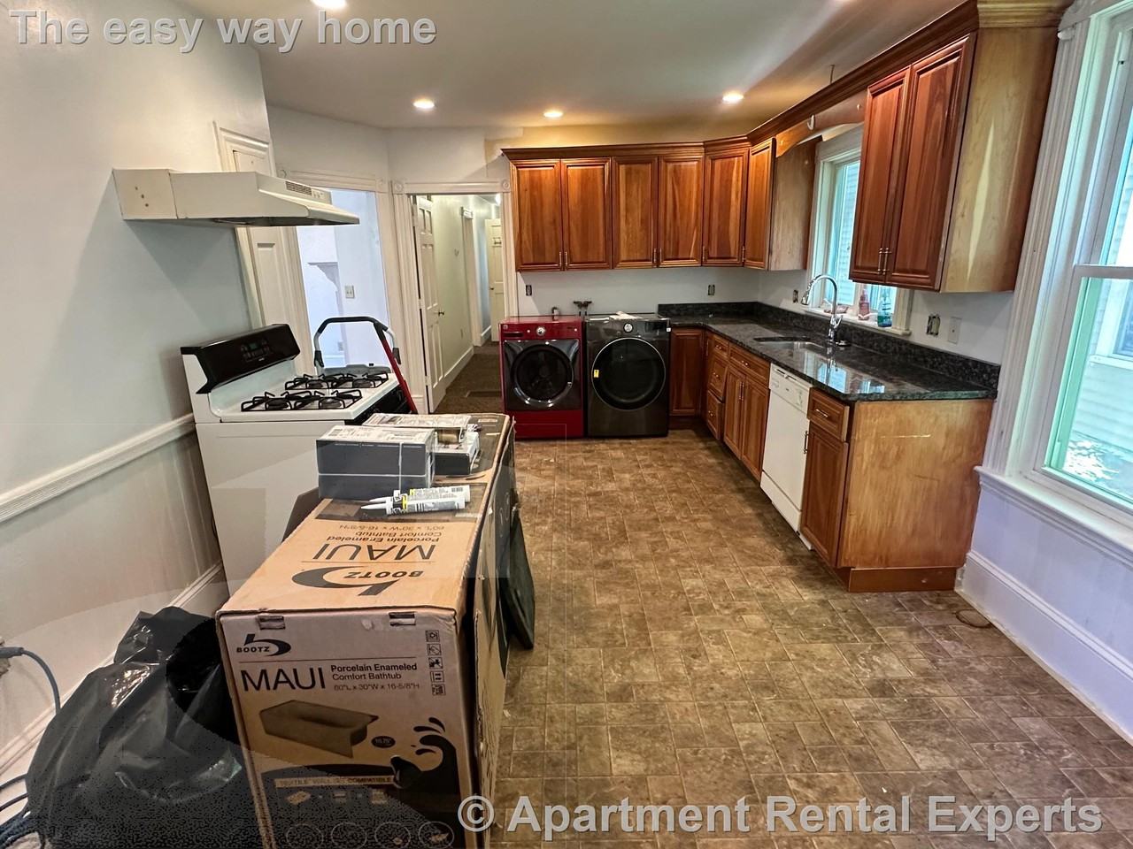 602 Putnam Ave - Photo 4 of 10