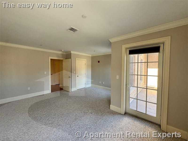 286 Main St #206 - Photo 4 of 9