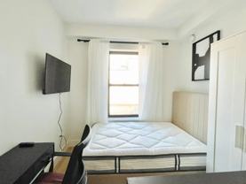 Private Bedroom in 4 Bedroom/1 Bathroom Home - Photo 1 of 1