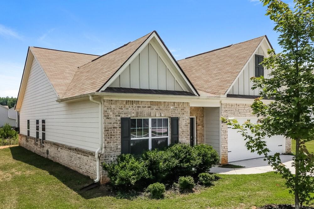 108 Innis Brook Cir - Photo 3 of 16