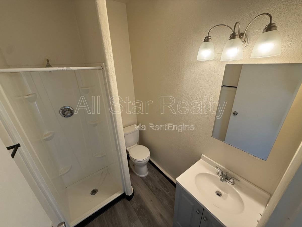 3901 Northwood Dr #8 - Photo 6 of 10