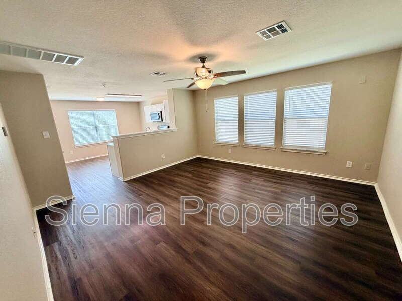 3403 Wickham Ln - Photo 2 of 28