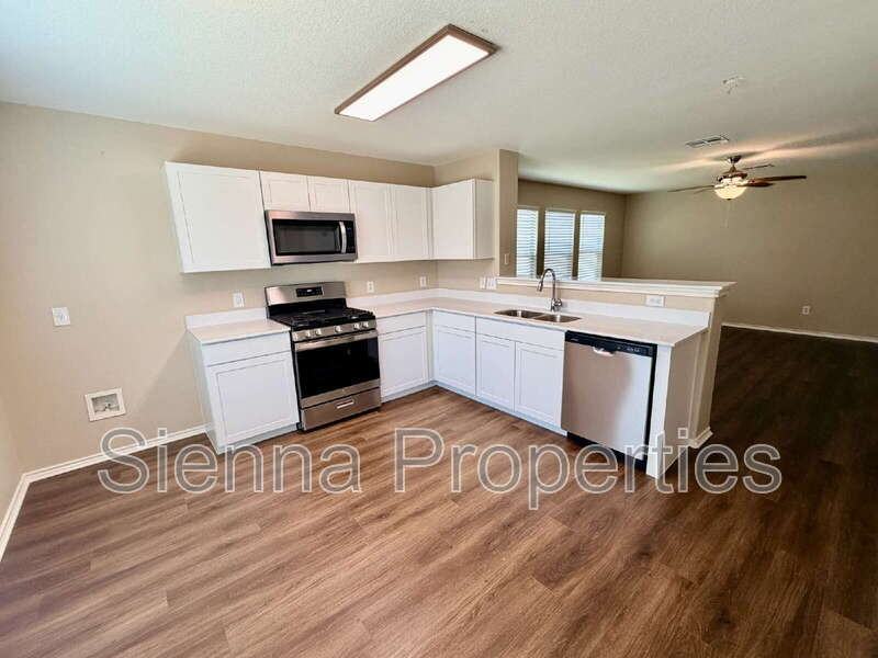 3403 Wickham Ln - Photo 6 of 28