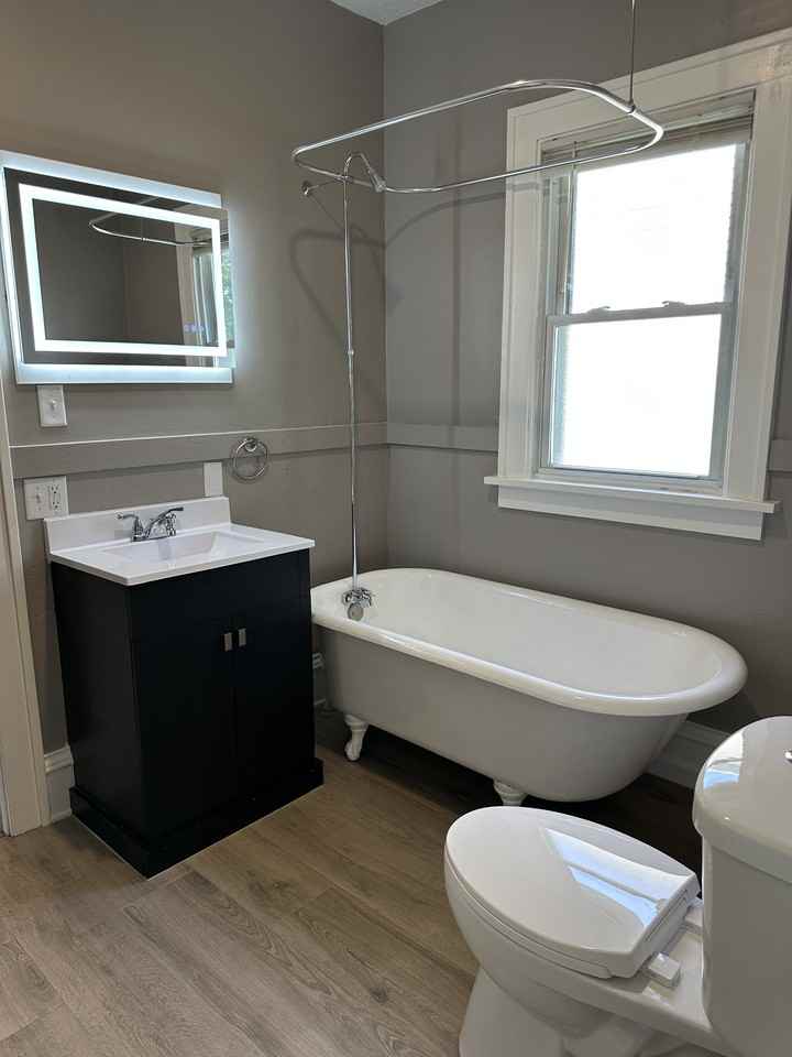 1502 Pine St #1 - Photo 7 of 15