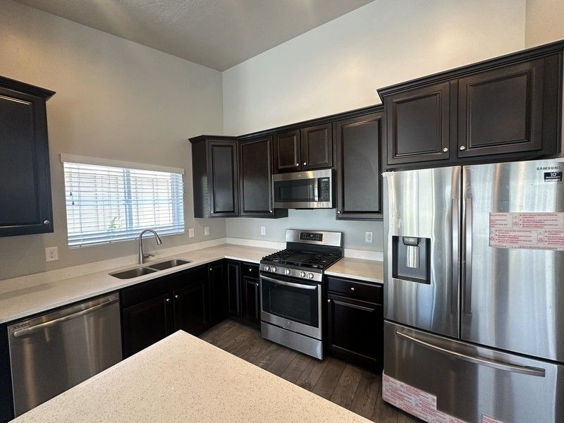 3321 Westnorth - Photo 6 of 32