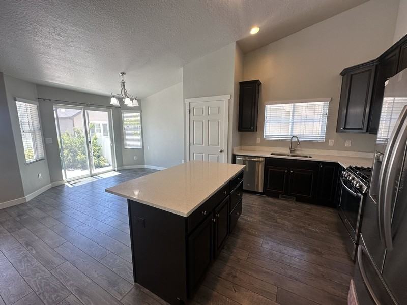 3321 Westnorth - Photo 7 of 32
