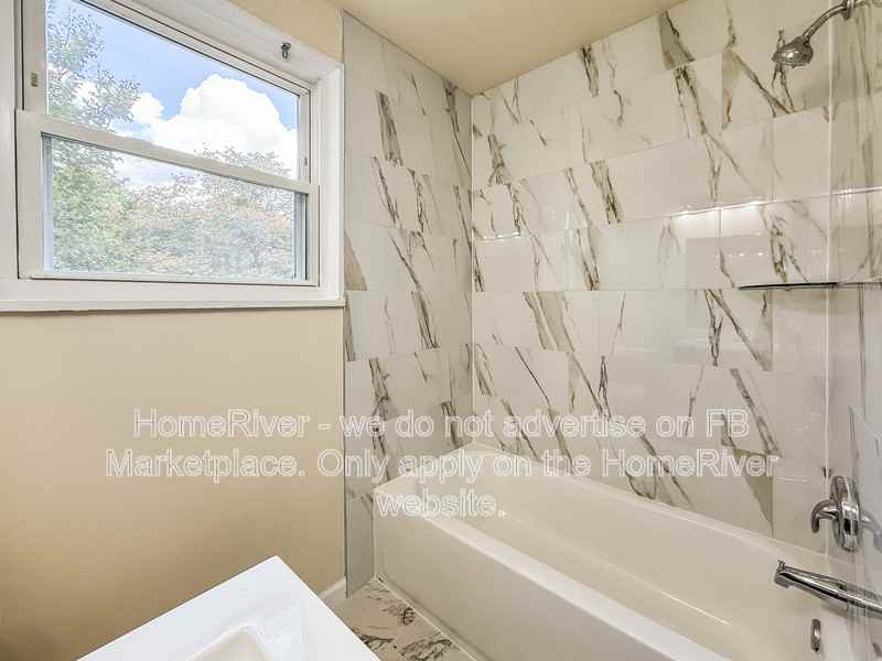 3400 Radnor Pl - Photo 2 of 17