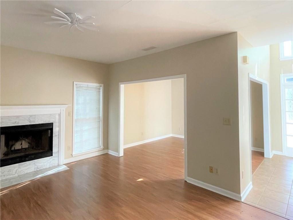 10730 Pinewalk Forest Cir - Photo 6 of 23