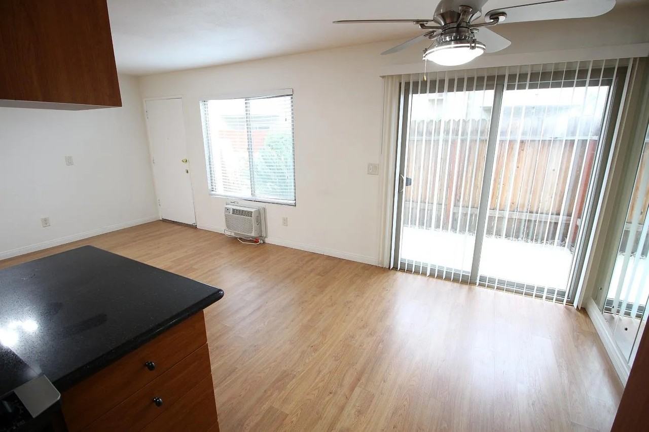 9574 Carroll Canyon Rd #153 - Photo 5 of 8