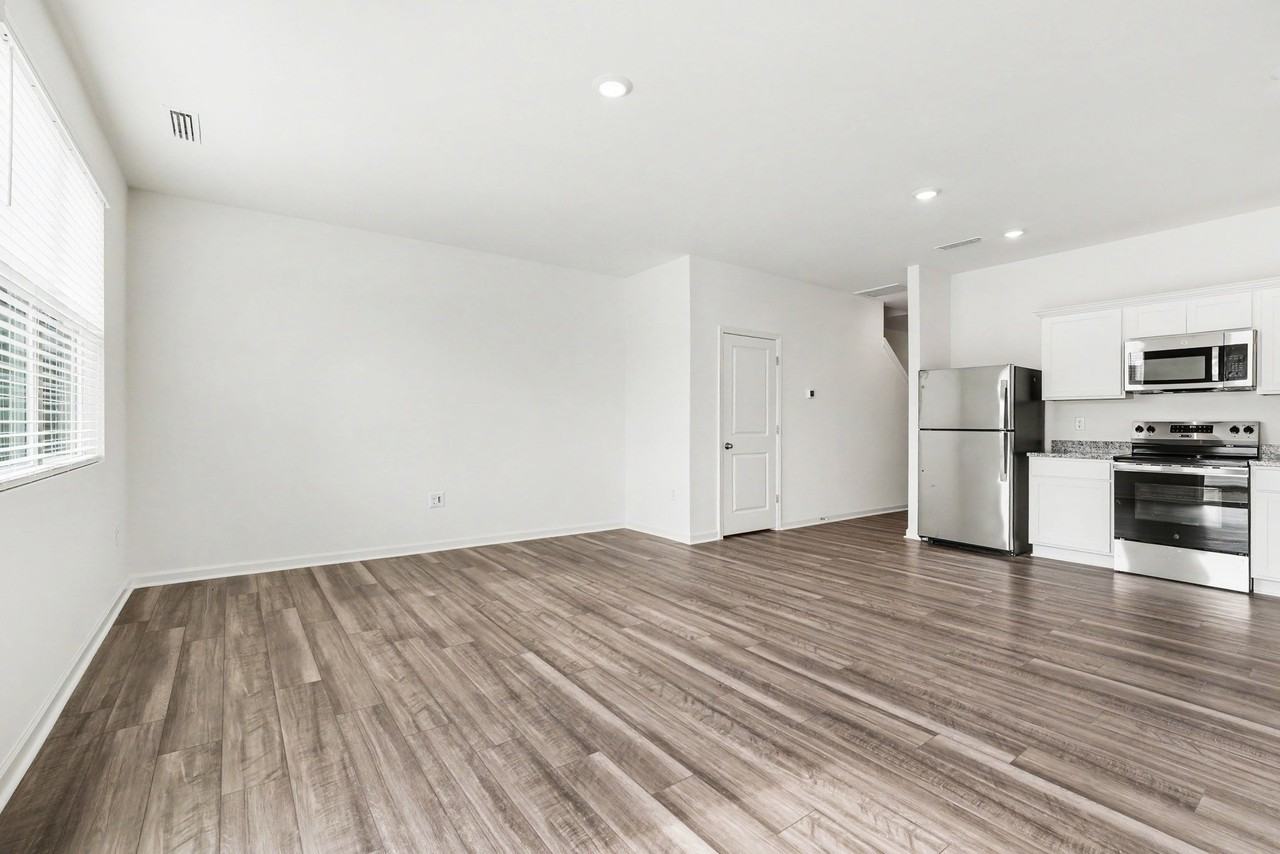 131 S Meyers Court - Photo 5 of 25