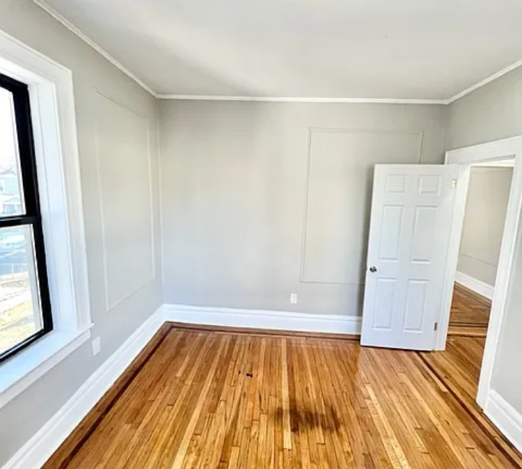 100 Chestnut St - Photo 3 of 11