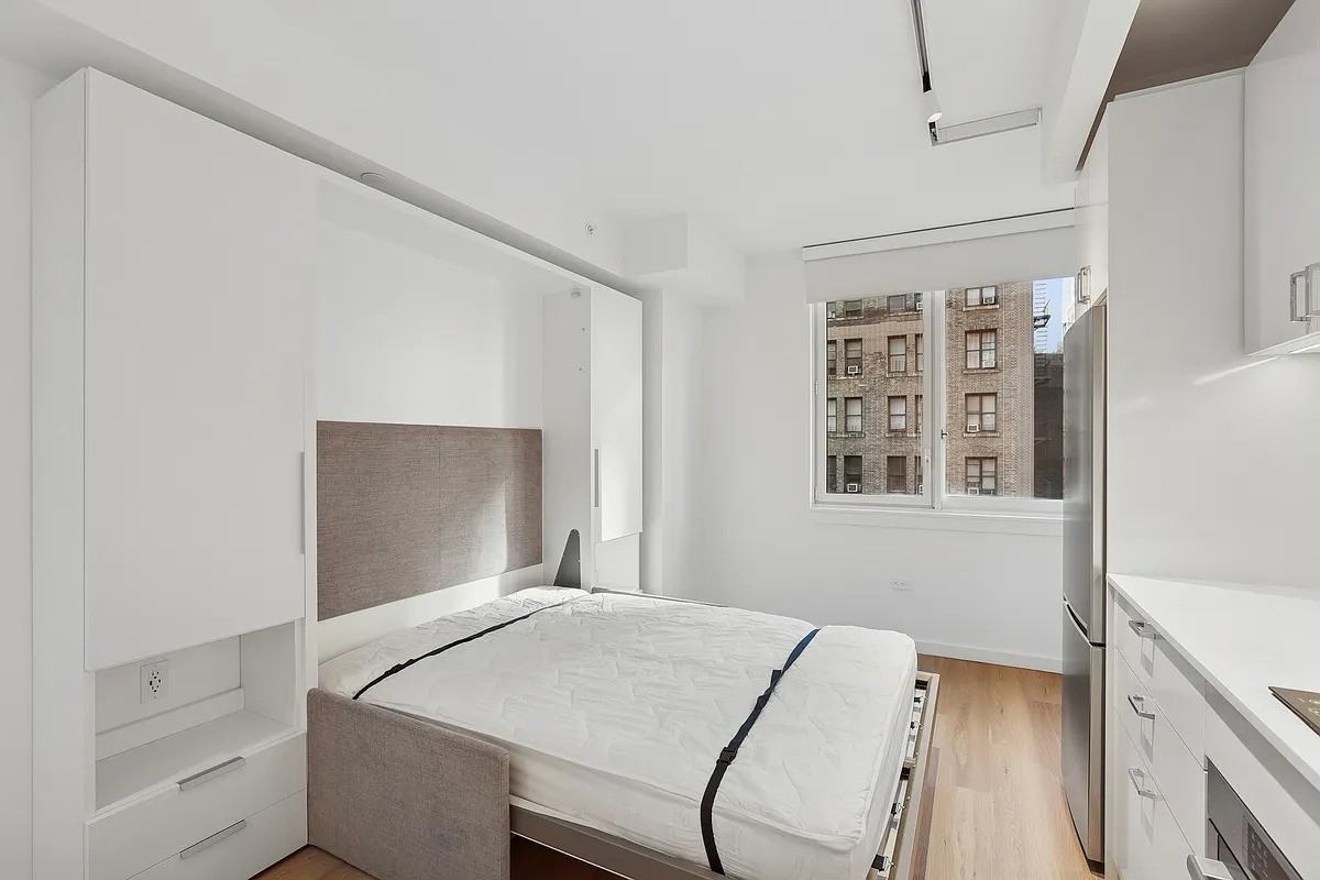 266 W 96th St - Photo 3 of 17