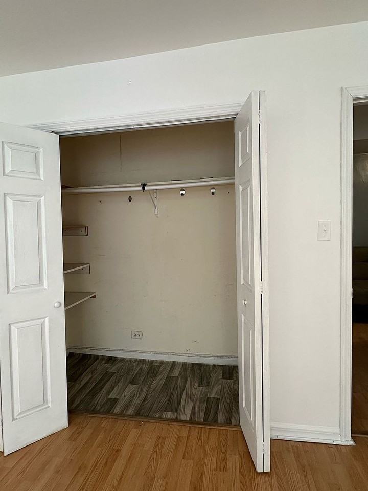 10236 64th Ave - Photo 4 of 7