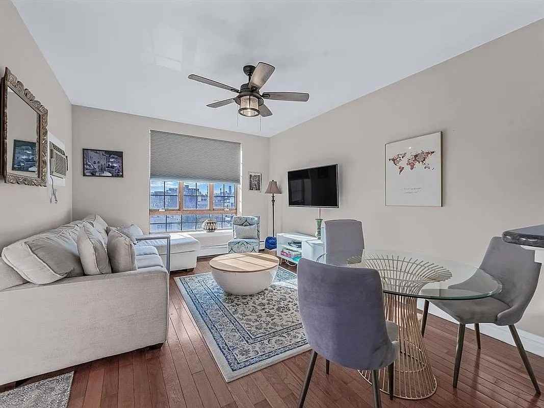 2525 Newtown Ave #5A - Photo 5 of 13