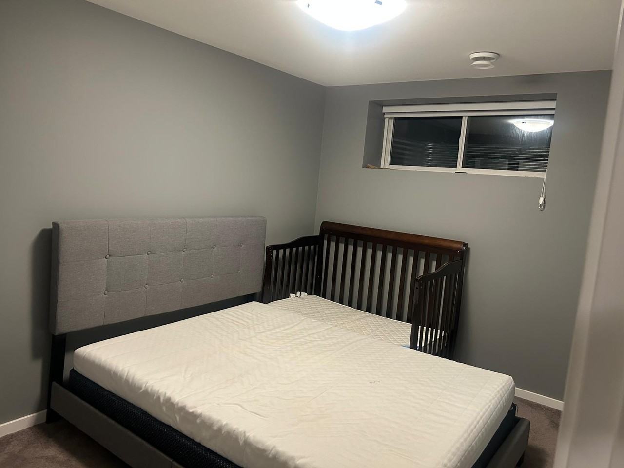 18 Whitehorn Crescent - Photo 3 of 7