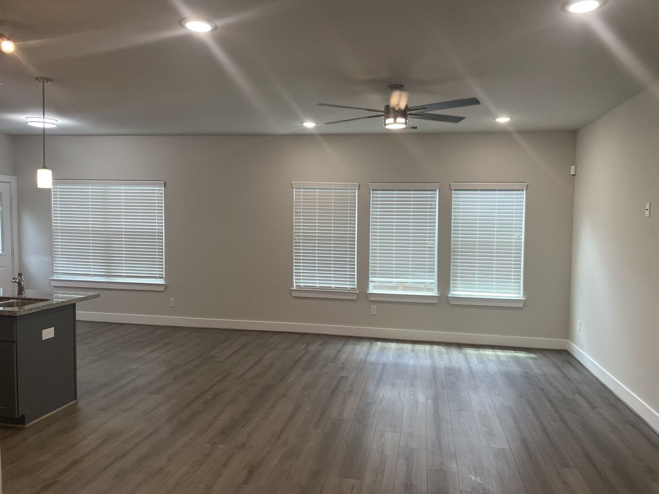 6850 Southbank St #A - Photo 3 of 12