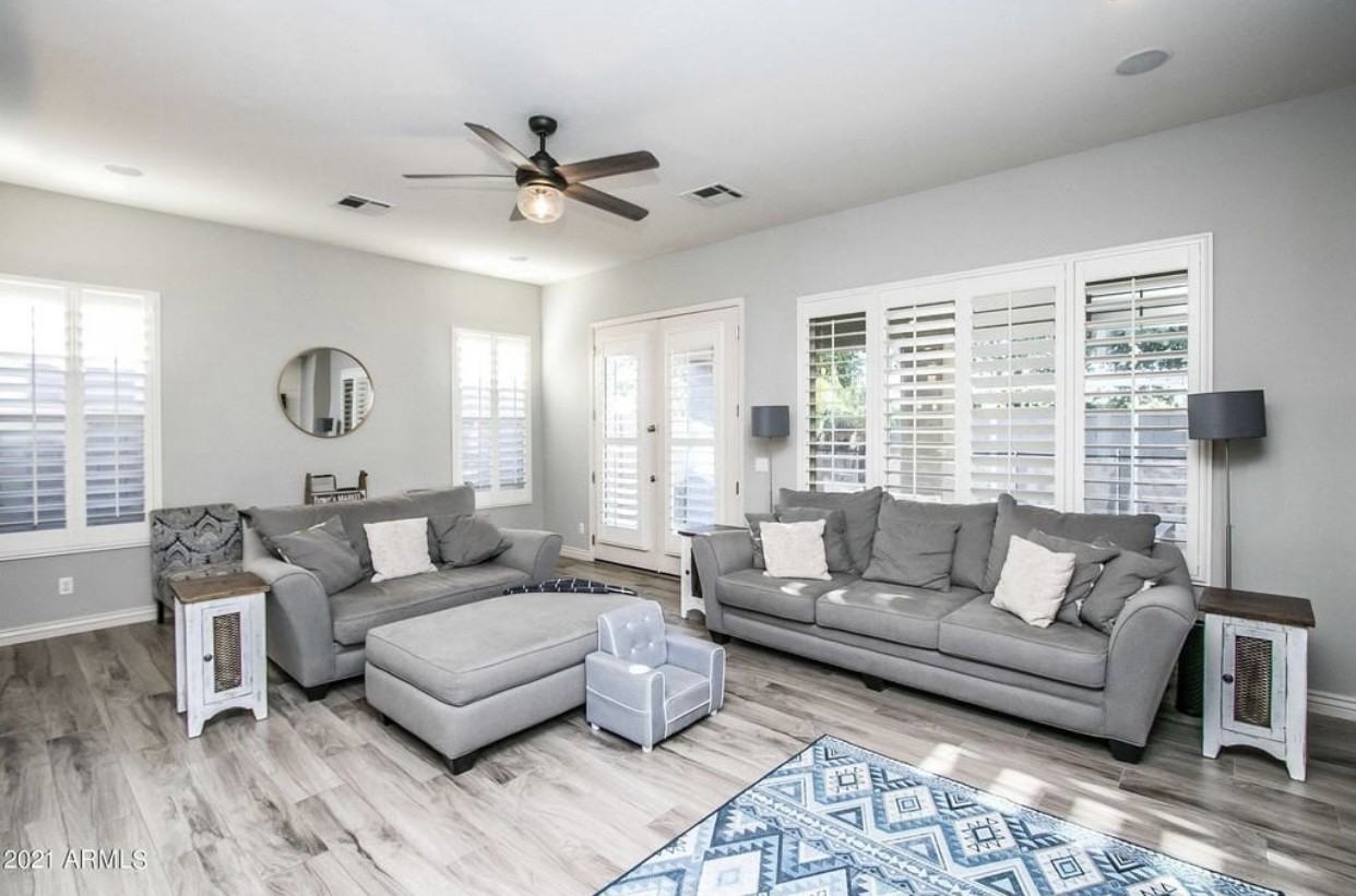 2560 E Wisteria Dr #NA - Photo 3 of 16