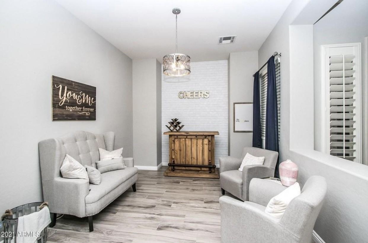 2560 E Wisteria Dr #NA - Photo 5 of 16