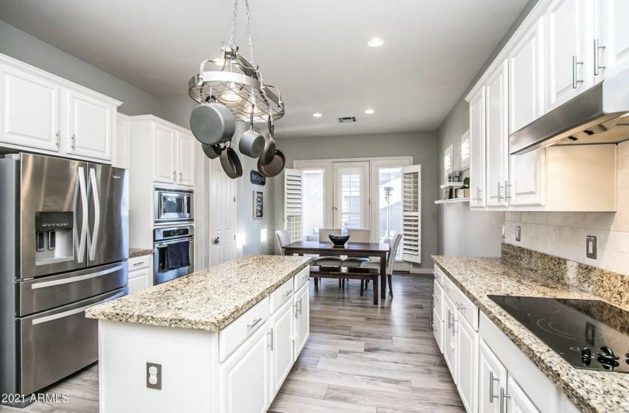 2560 E Wisteria Dr #NA - Photo 6 of 16