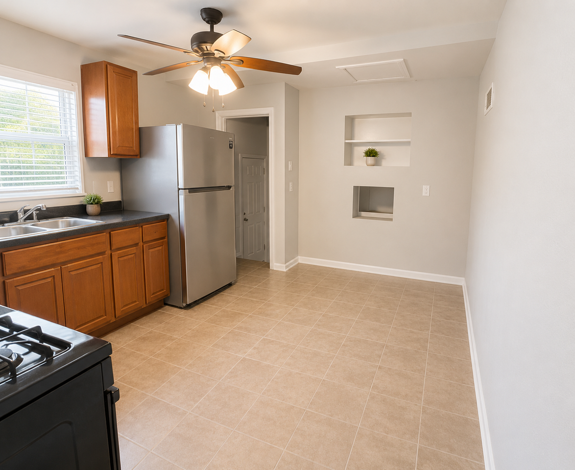 10404 Earl Dr - Photo 5 of 10