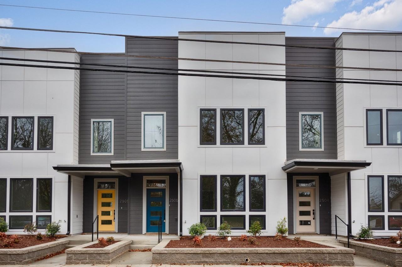2506 Freeman Rd Sw
