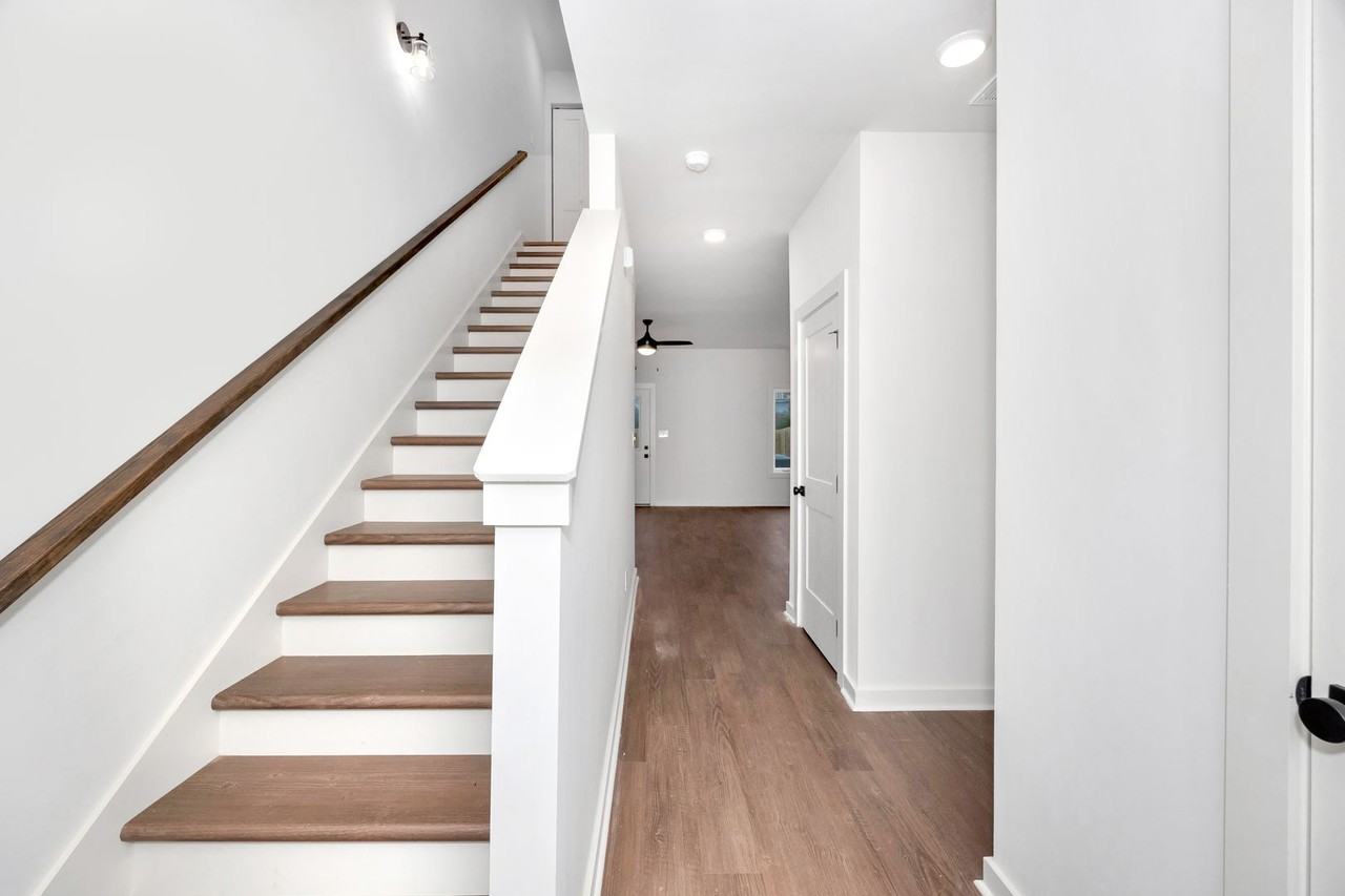 2506 Freeman Rd Sw - Photo 4 of 45