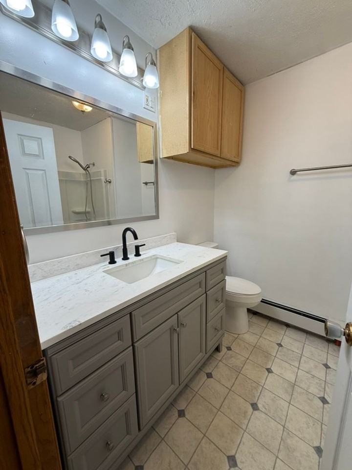 4521 Lauesen Ave - Photo 6 of 16