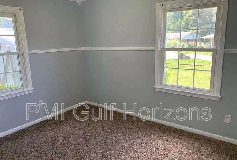 6509 Zeigler Blvd - Photo 6 of 10