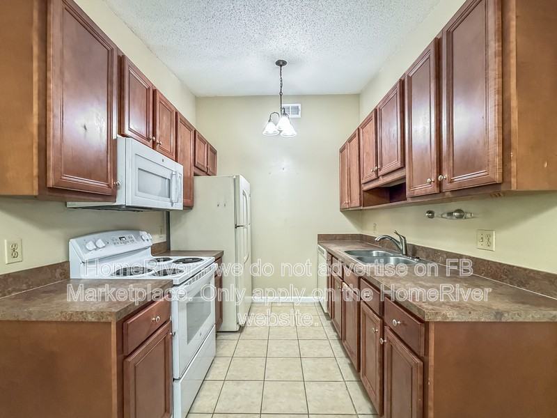 3059 Autumn Ct - Photo 3 of 21