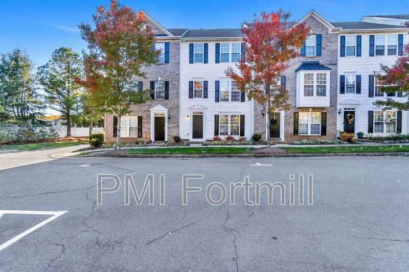 15744 Kensington Palace Ln - Photo 2 of 40
