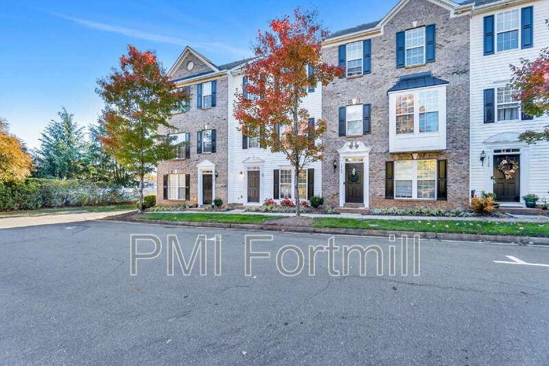 15744 Kensington Palace Ln - Photo 3 of 40