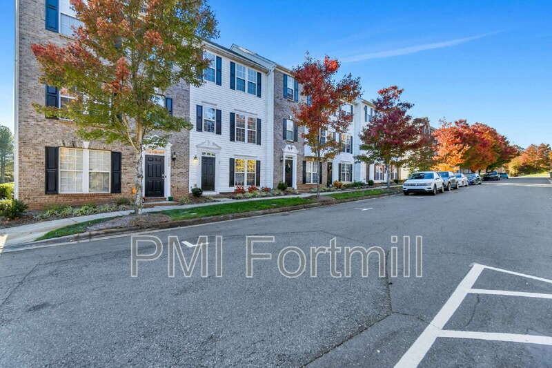 15744 Kensington Palace Ln - Photo 4 of 40