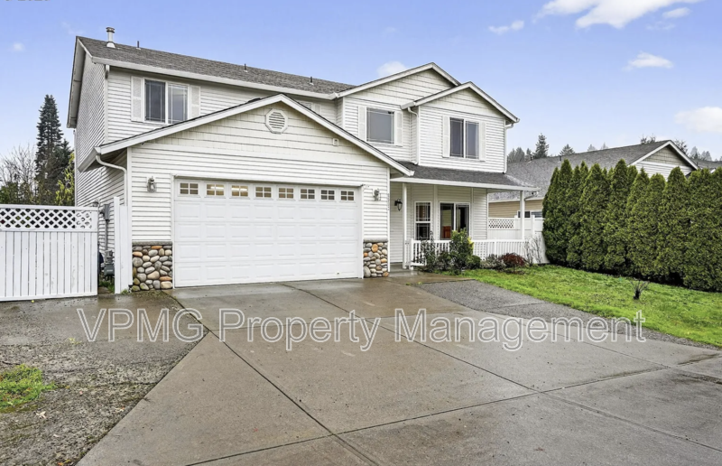 8907 Ne 84th St - Photo 2 of 41