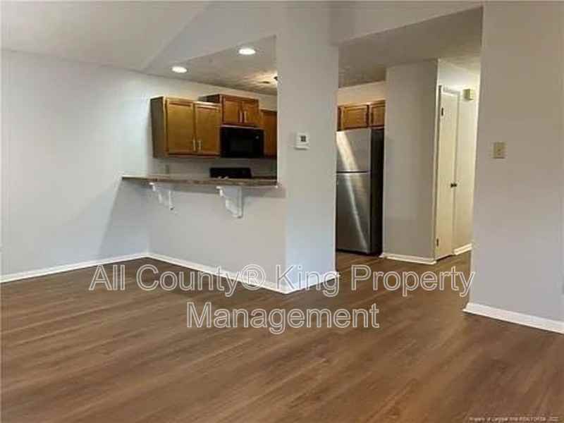 1866 Tryon Dr #8 - Photo 5 of 17