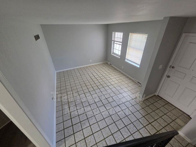 6238 E 129th St - Photo 6 of 25