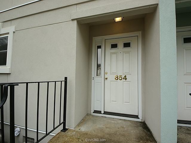 854 Colony Dr - Photo 2 of 23
