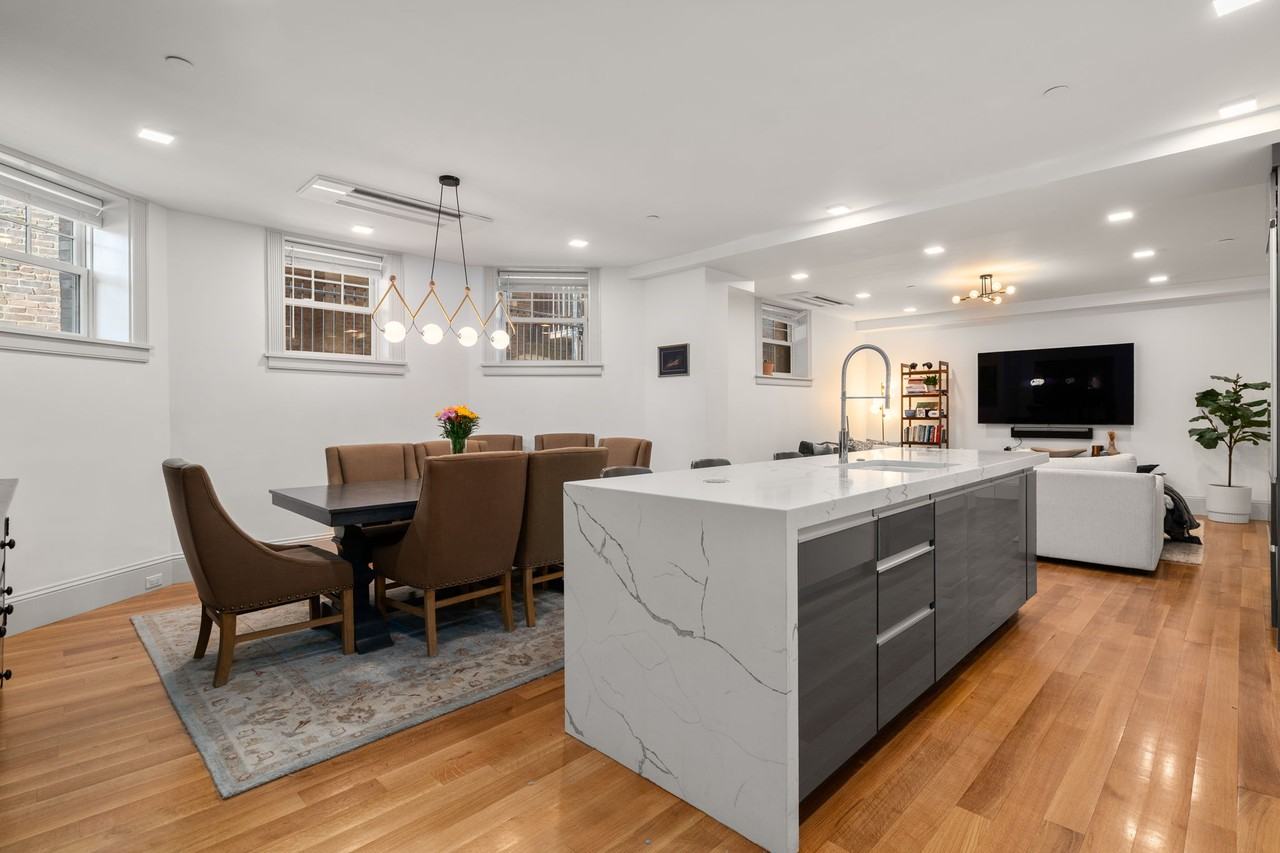 1765 Beacon St #1 - Photo 4 of 18