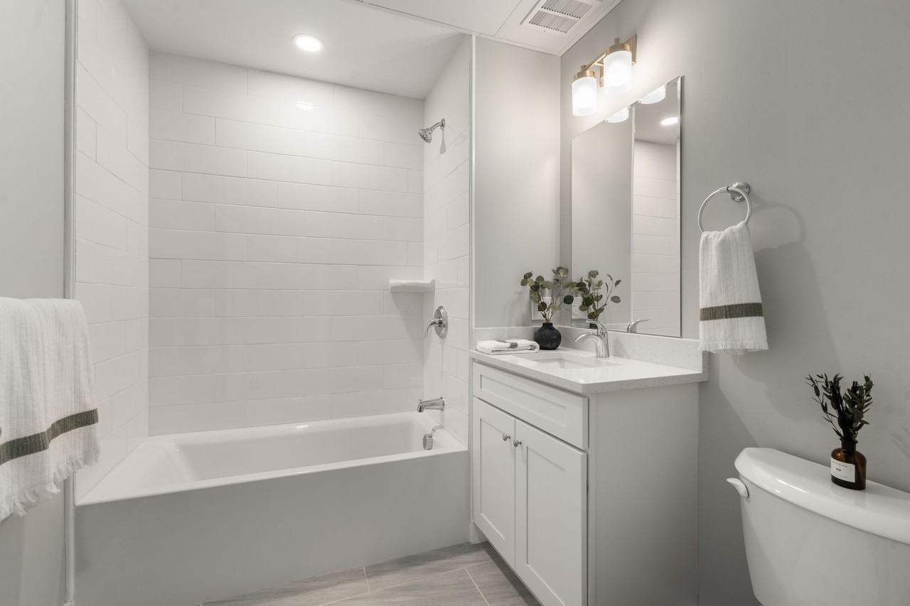 596 North Ave #112 - Photo 6 of 8