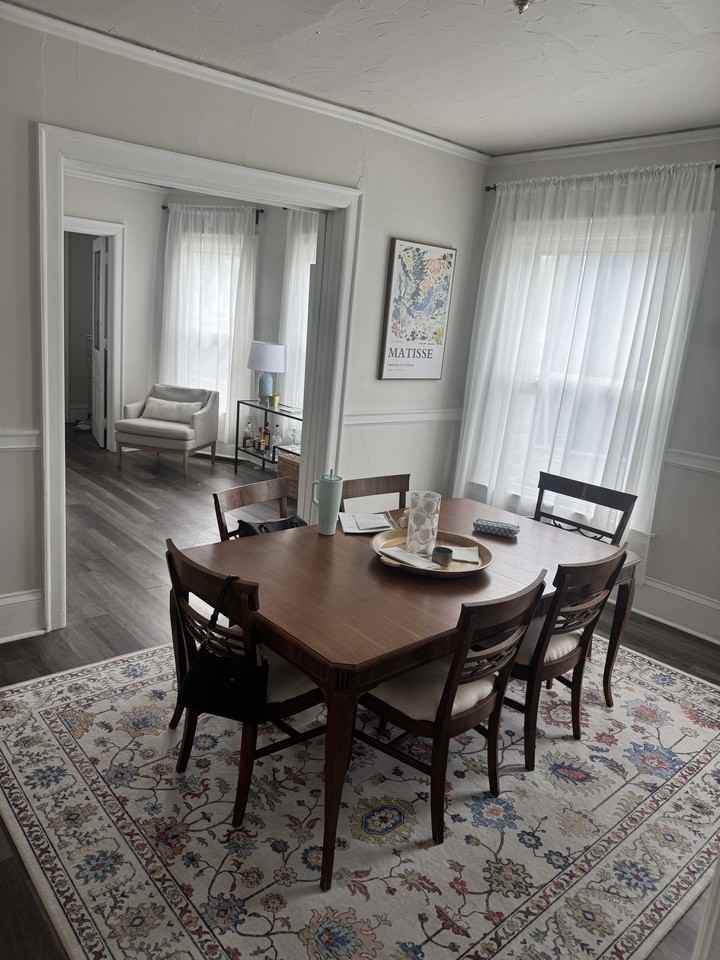 2439 S Howell Ave - Photo 3 of 8