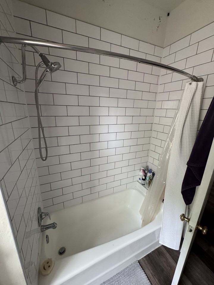 2439 S Howell Ave - Photo 5 of 8