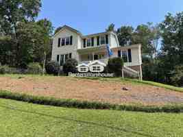 featured image of 2501 Crestwood Cir
