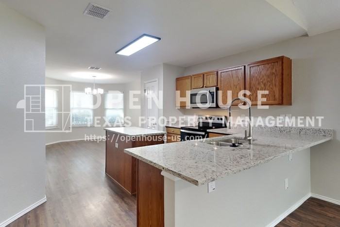 2901 Frontier Ln - Photo 6 of 20