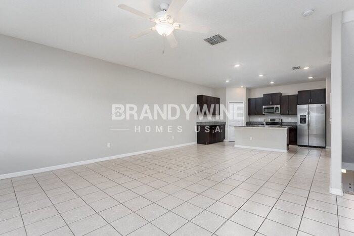 5595 Mercado Dr - Photo 7 of 41