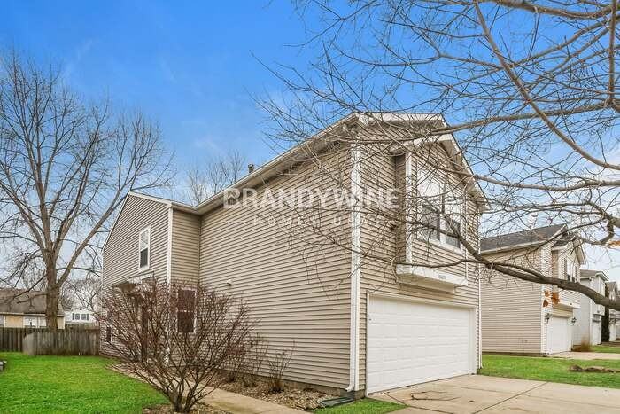 16675 Aulton Dr - Photo 3 of 21