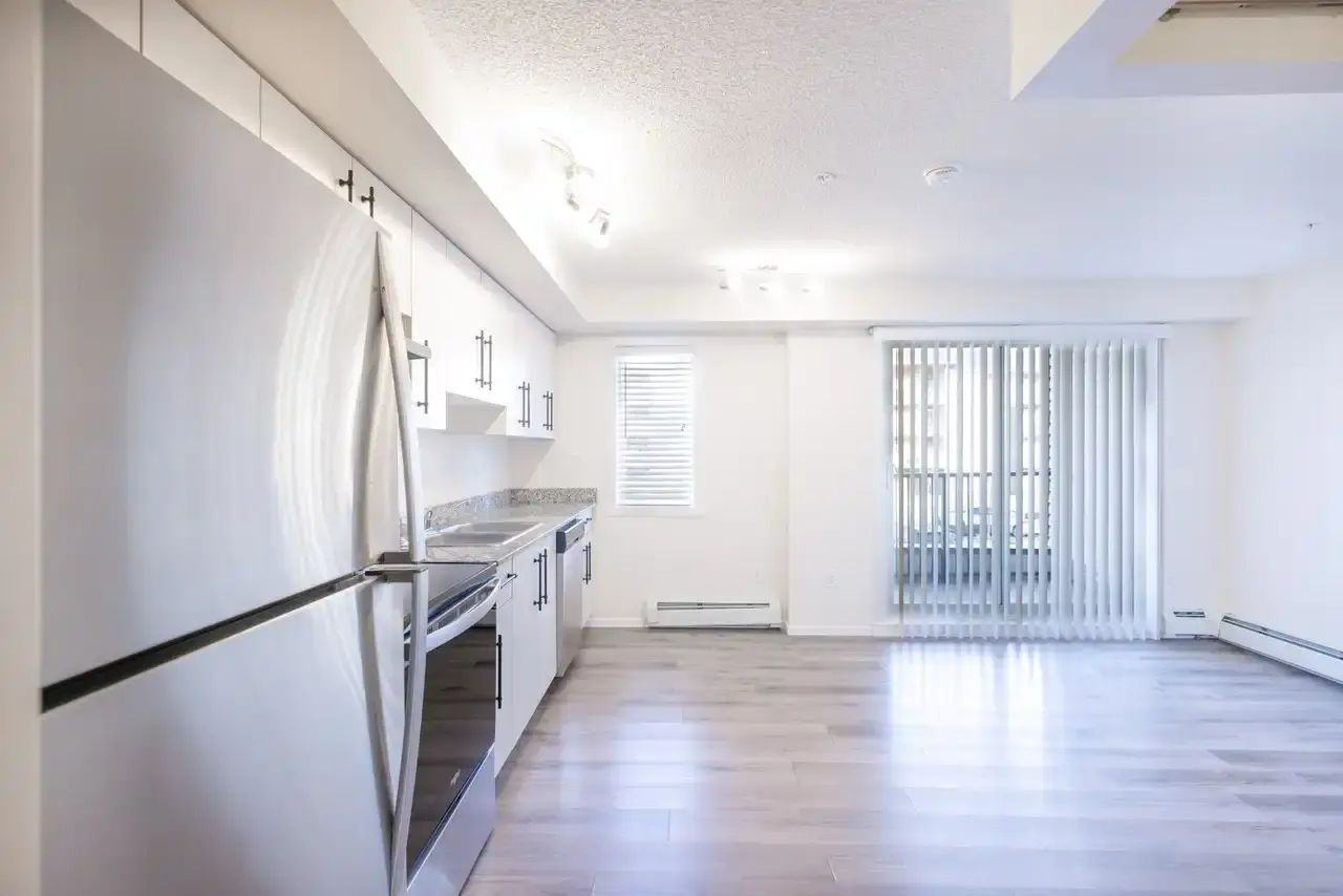 Model - 615 Secord Blvd NW - Photo 5 of 29